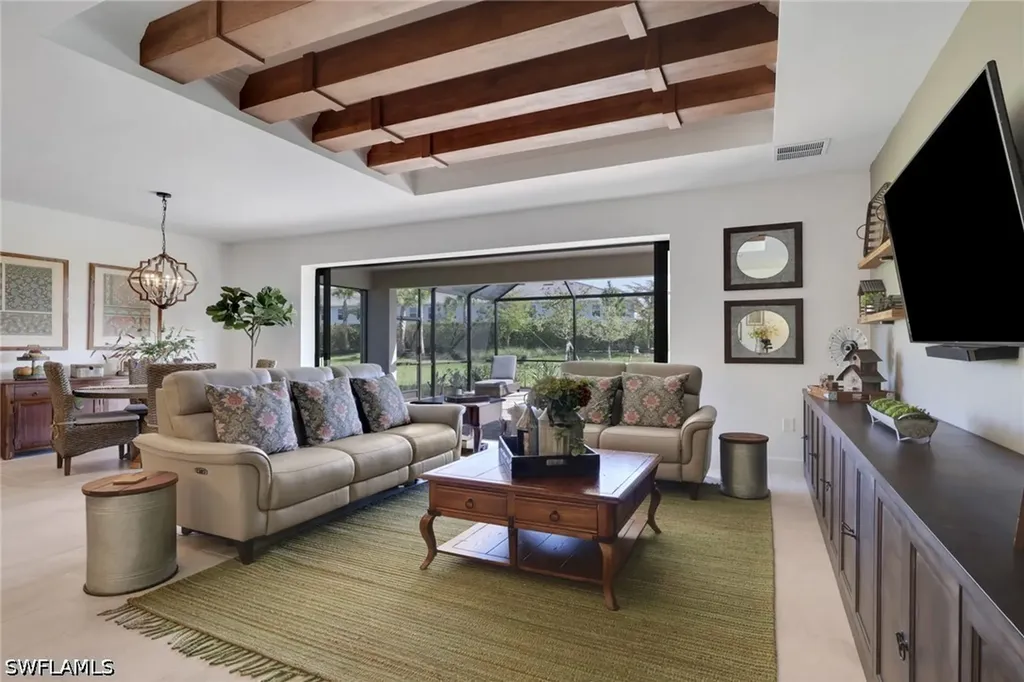 1746 Terreno Boulevard Naples FL 34120