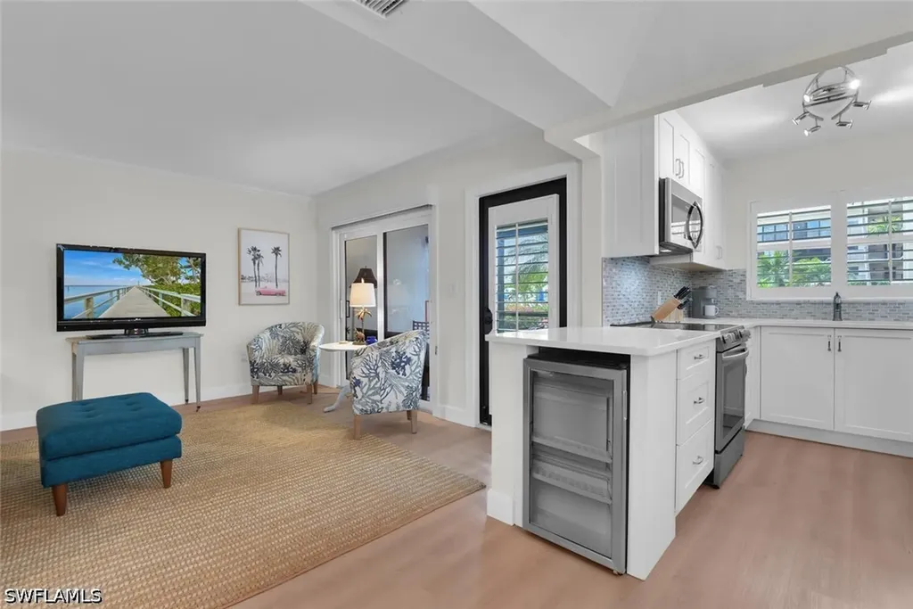 3200 Gulf Shore Boulevard N Naples FL 34103