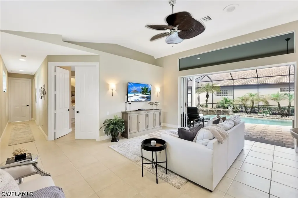 3093 Terramar Drive Naples FL 34119