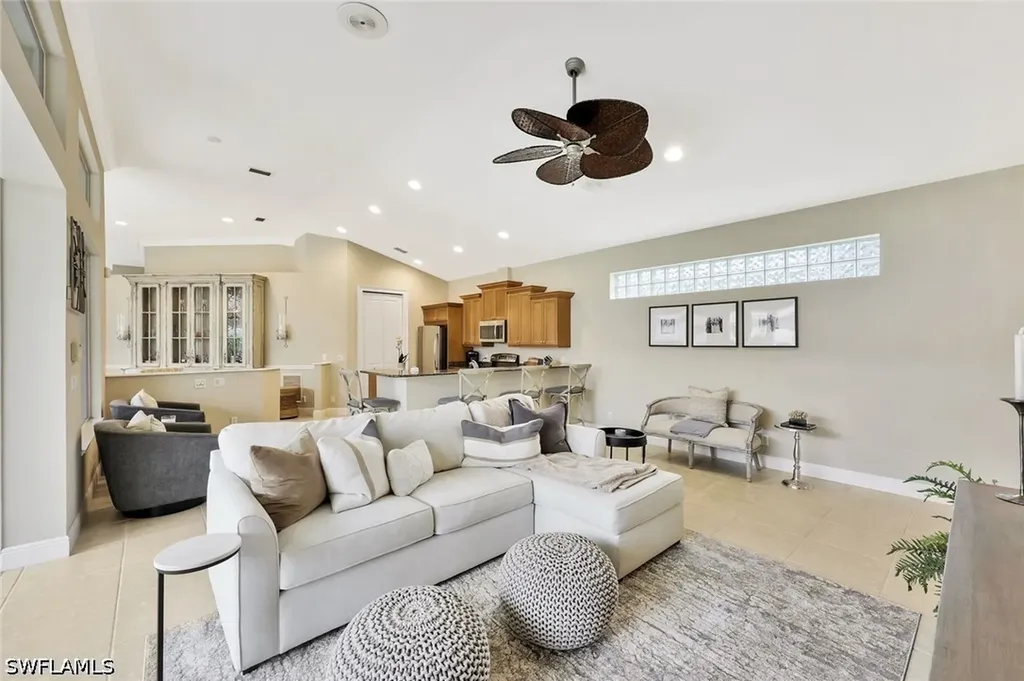 3093 Terramar Drive Naples FL 34119