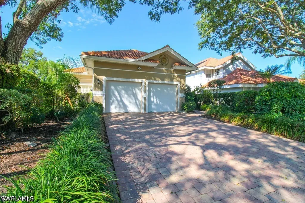 152 Napa Ridge Way Naples FL 34119