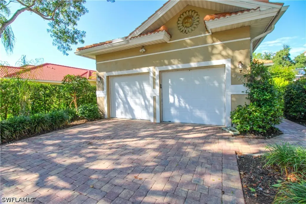 152 Napa Ridge Way Naples FL 34119