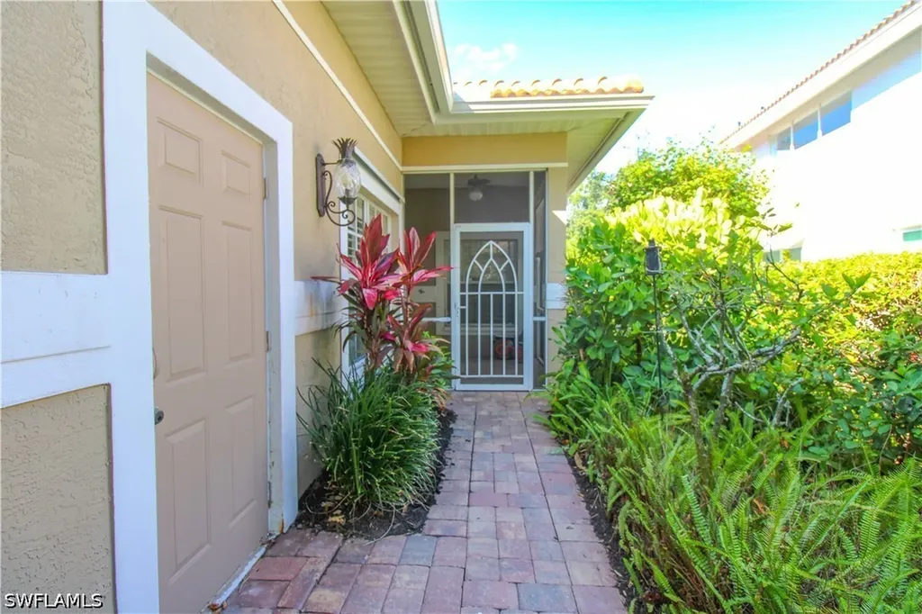 152 Napa Ridge Way Naples FL 34119