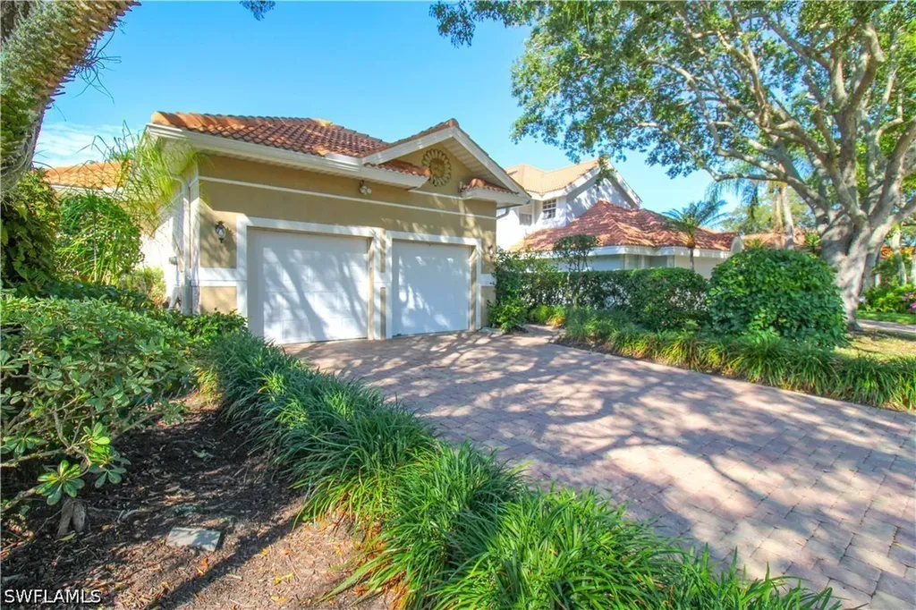 152 Napa Ridge Way Naples FL 34119