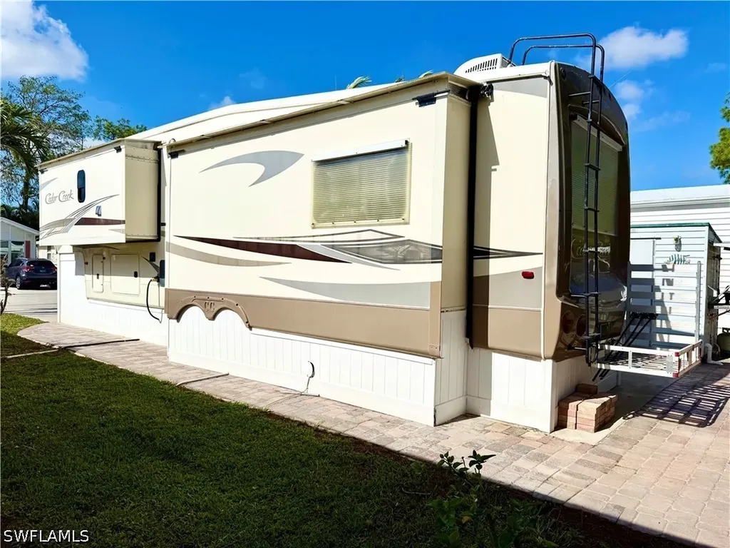 460 Vanda Sanctuary Naples FL 34114