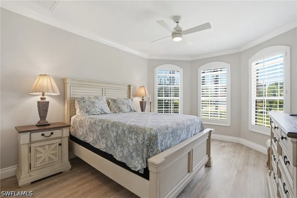 6039 Fairway Court Naples FL 34110