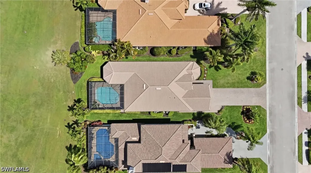 6039 Fairway Court Naples FL 34110