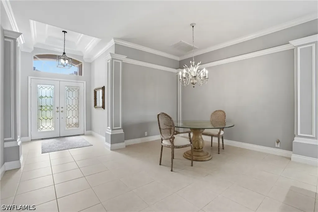 6039 Fairway Court Naples FL 34110