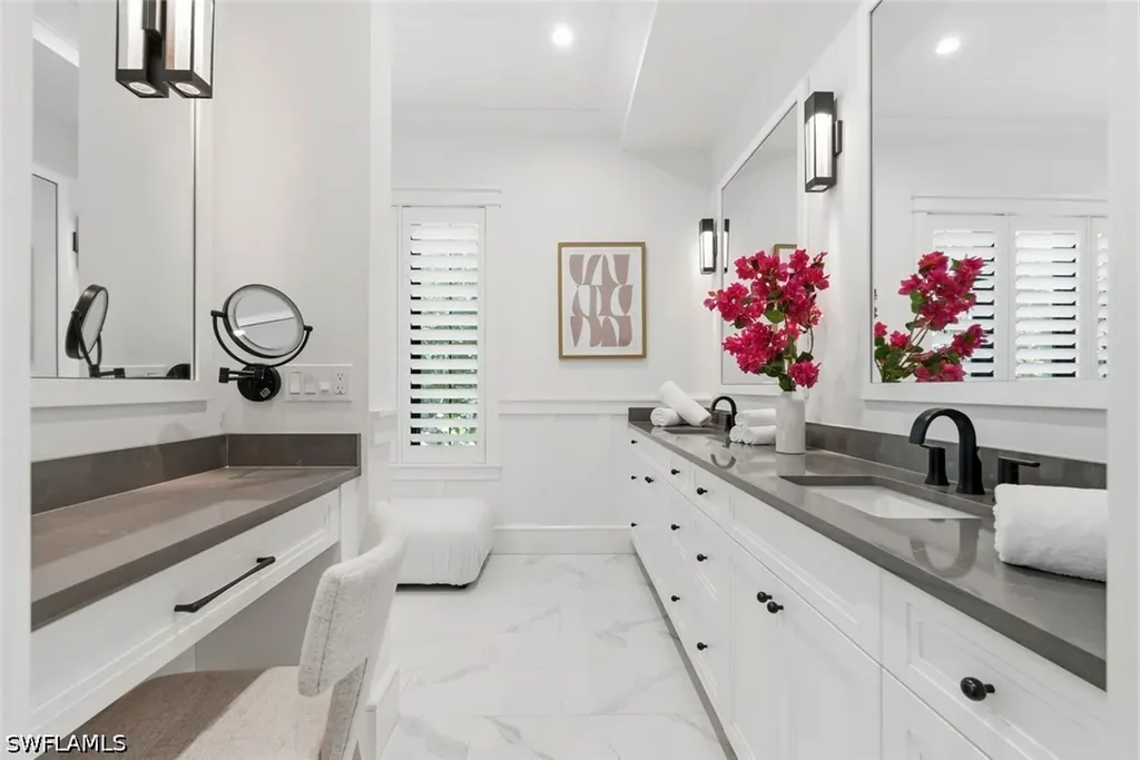 1064 13th Street N Naples FL 34102