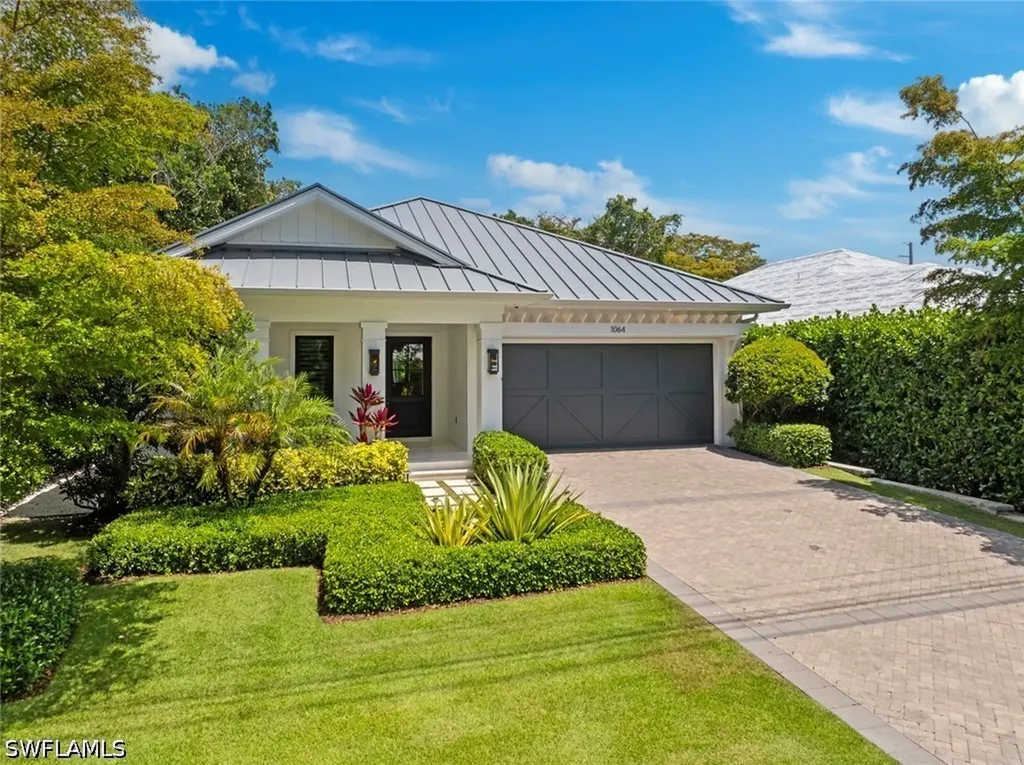 1064 13th Street N Naples FL 34102