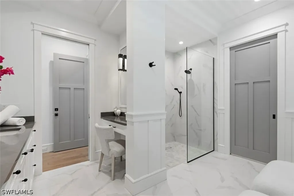 1064 13th Street N Naples FL 34102