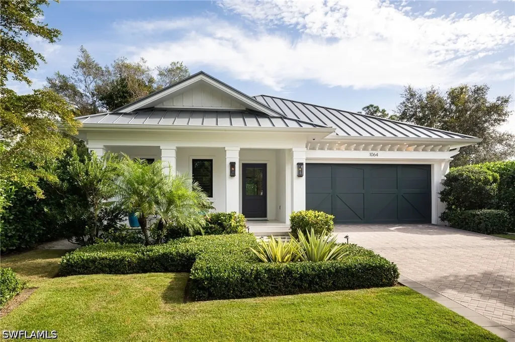 1064 13th Street N Naples FL 34102