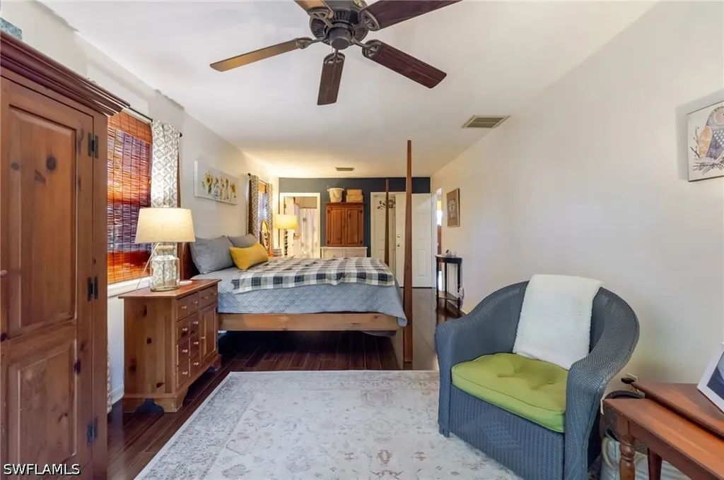 4730 Pembrooke Lane Bonita Springs FL 34134