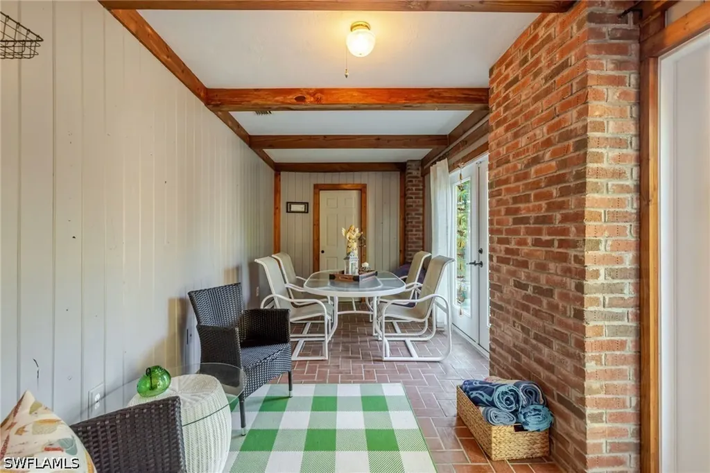 4730 Pembrooke Lane Bonita Springs FL 34134