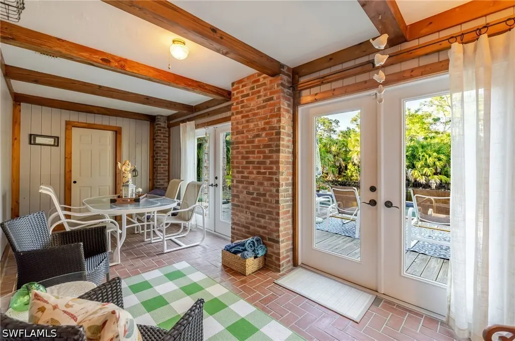 4730 Pembrooke Lane Bonita Springs FL 34134