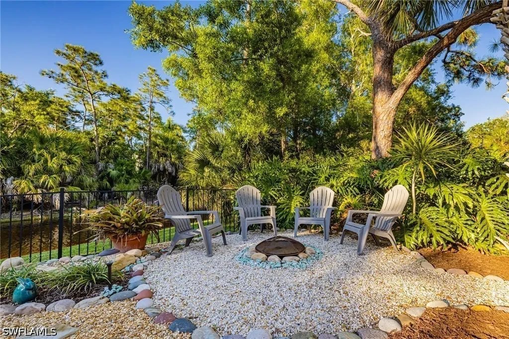 4730 Pembrooke Lane Bonita Springs FL 34134