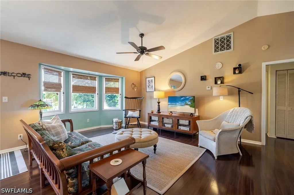 4730 Pembrooke Lane Bonita Springs FL 34134