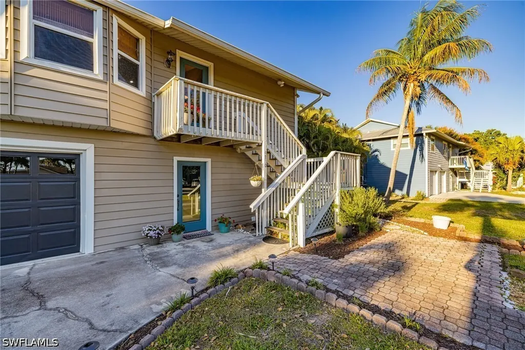 4730 Pembrooke Lane Bonita Springs FL 34134