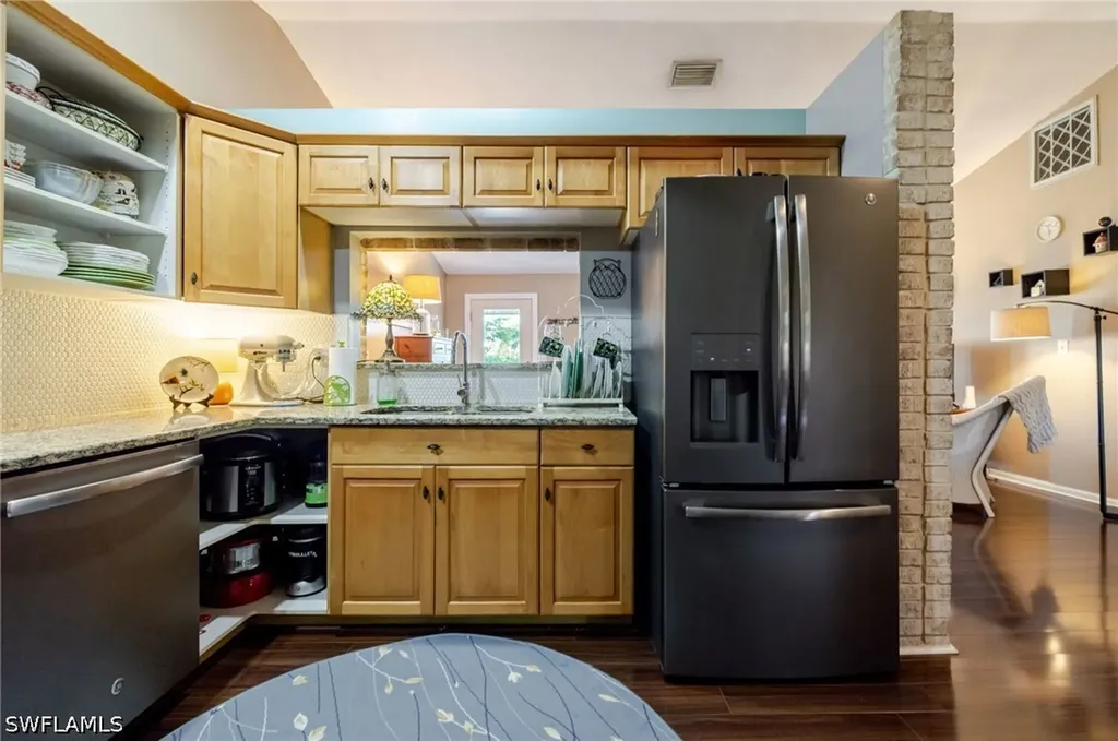 4730 Pembrooke Lane Bonita Springs FL 34134