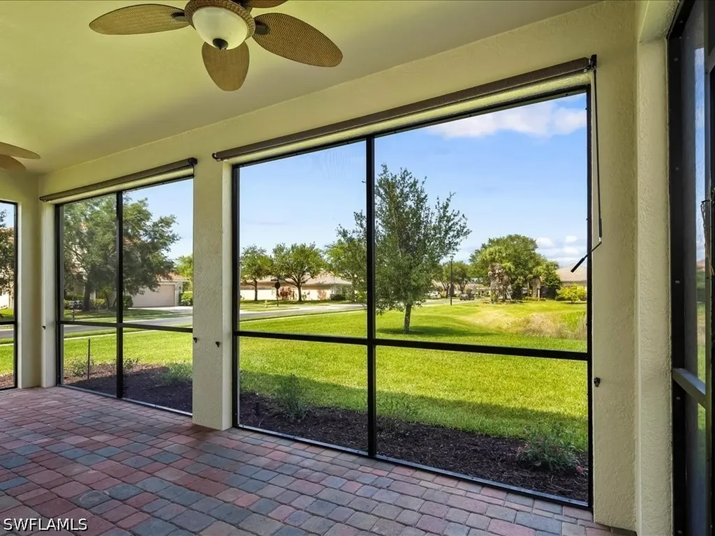 2478 Heydon Circle E Naples FL 34120