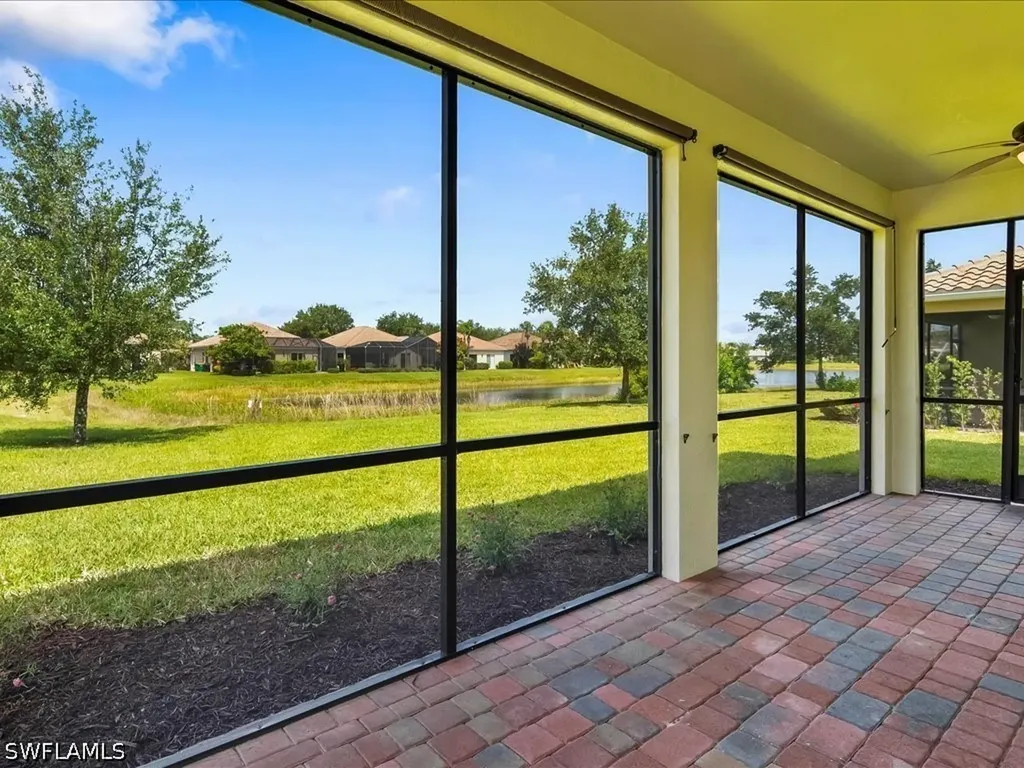 2478 Heydon Circle E Naples FL 34120
