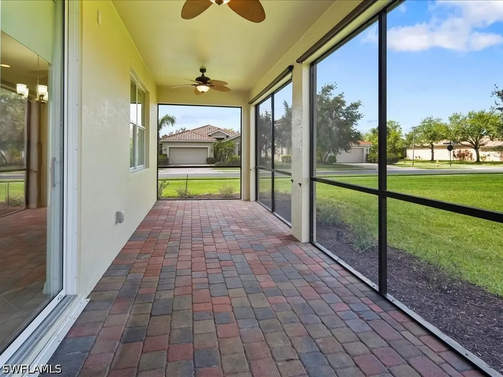 2478 Heydon Circle E Naples FL 34120