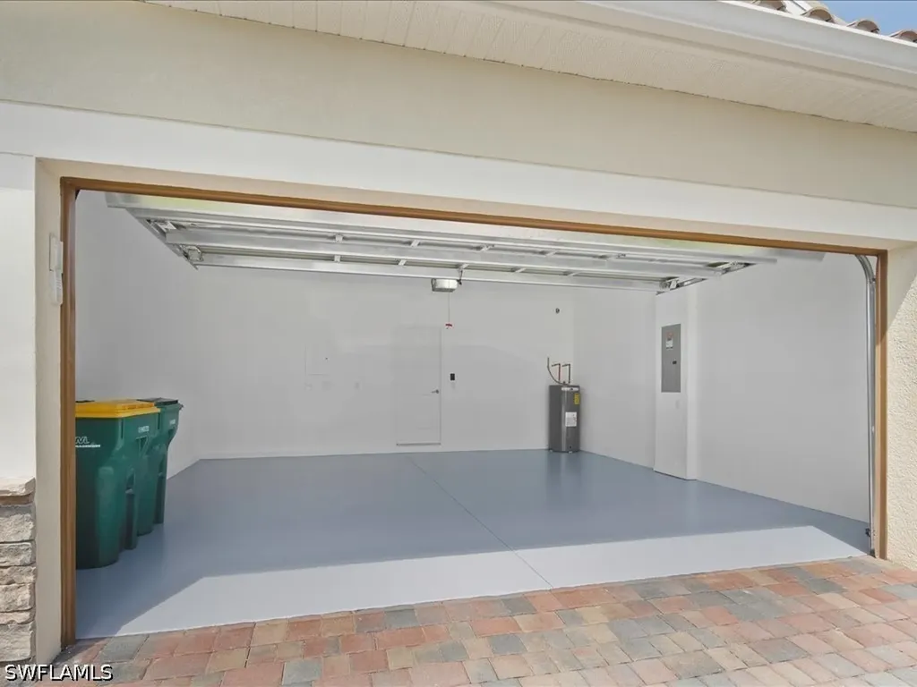 2478 Heydon Circle E Naples FL 34120