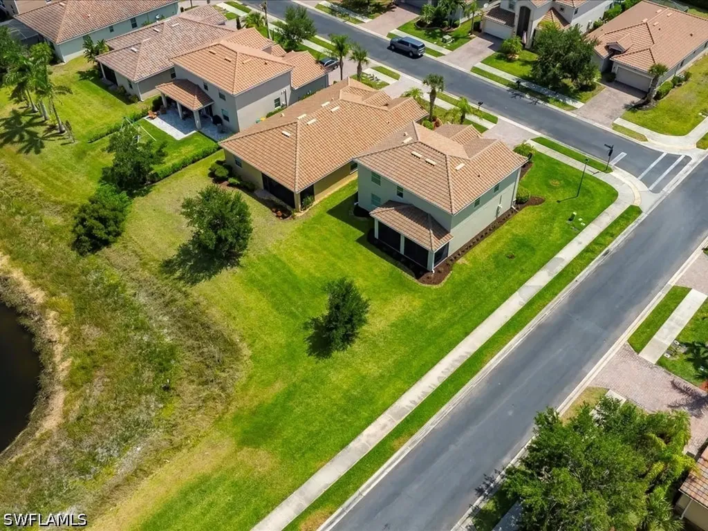 2478 Heydon Circle E Naples FL 34120
