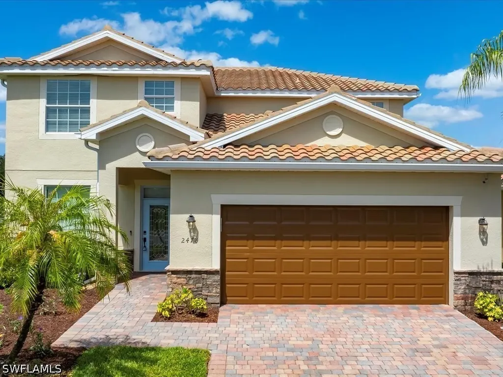 2478 Heydon Circle E Naples FL 34120