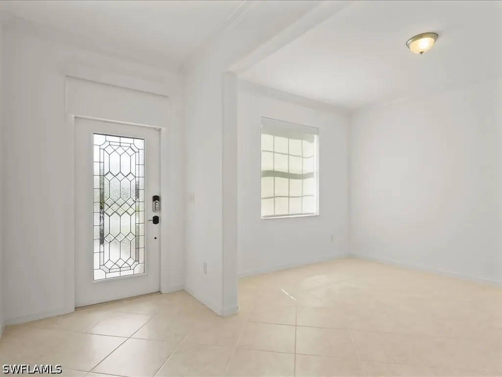 2478 Heydon Circle E Naples FL 34120