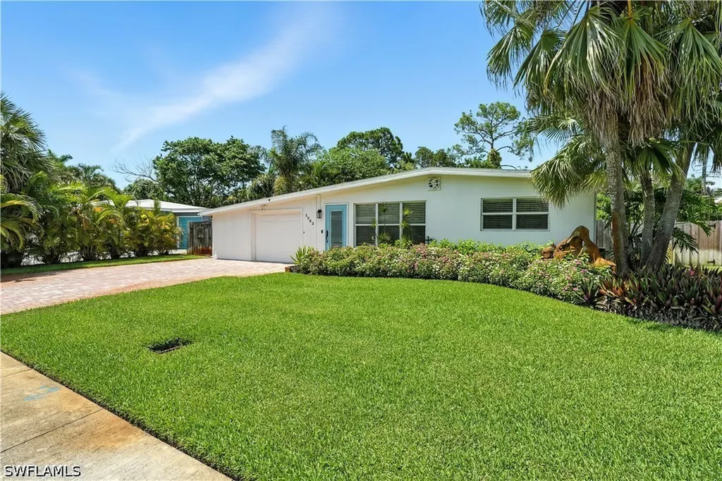 1063 22nd Avenue N Naples FL 34103