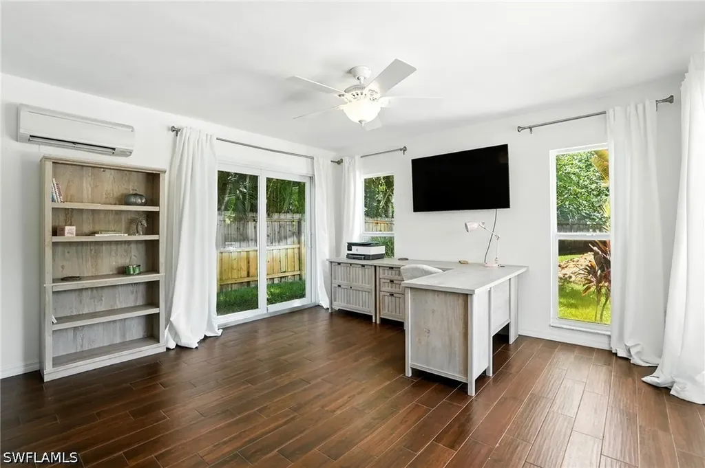 1063 22nd Avenue N Naples FL 34103