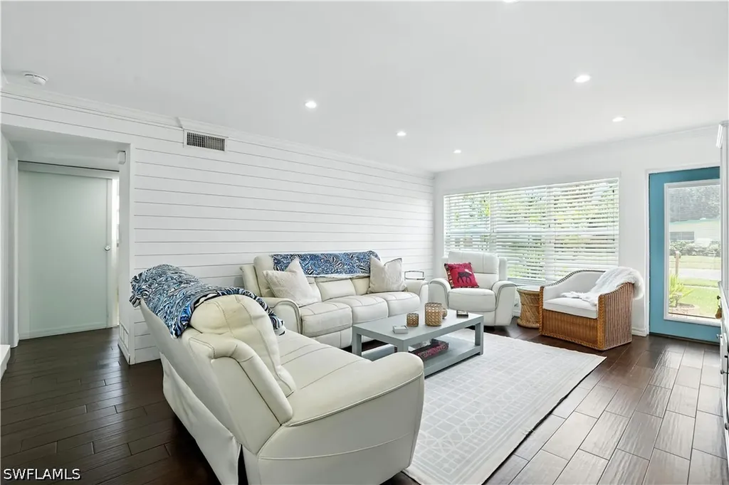 1063 22nd Avenue N Naples FL 34103