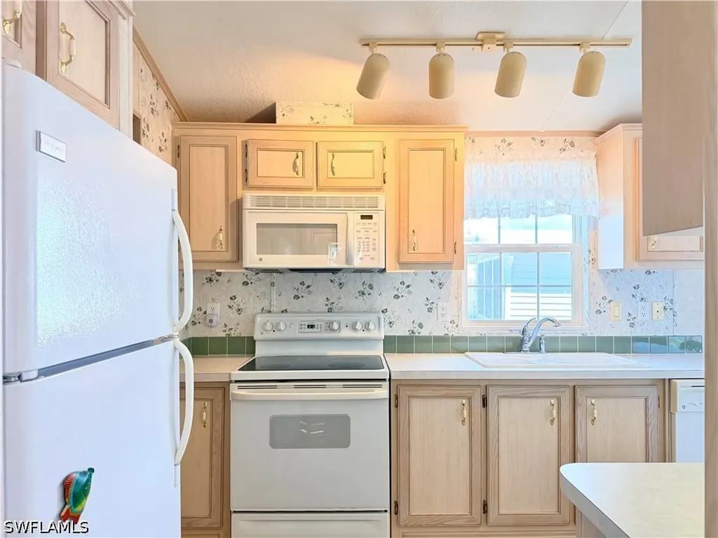 2 Jade Drive Naples FL 34114