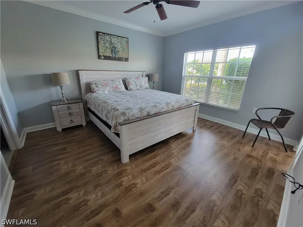 3037 Driftwood Way Naples FL 34109