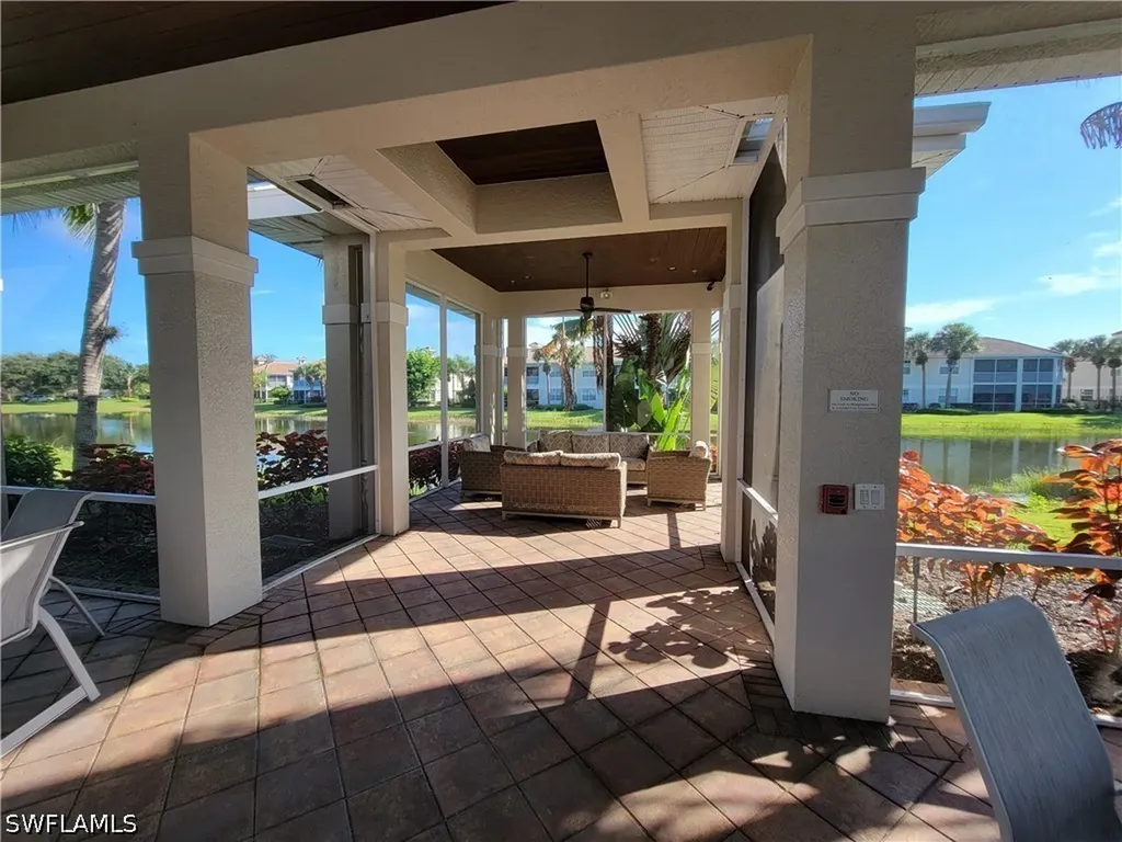 3037 Driftwood Way Naples FL 34109