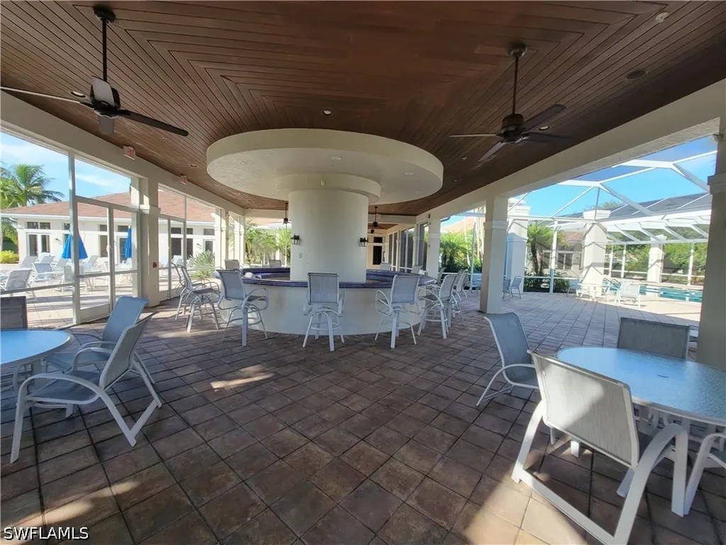 3037 Driftwood Way Naples FL 34109