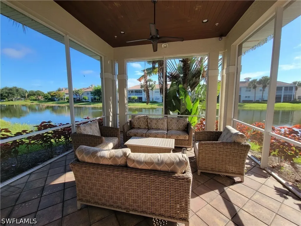3037 Driftwood Way Naples FL 34109