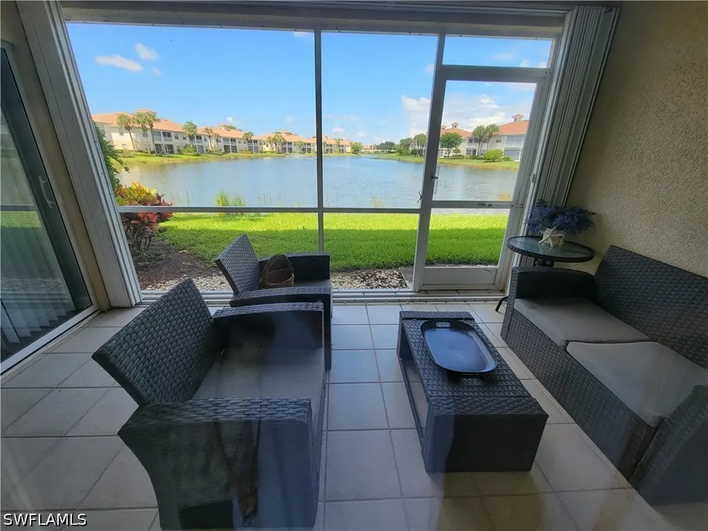 3037 Driftwood Way Naples FL 34109