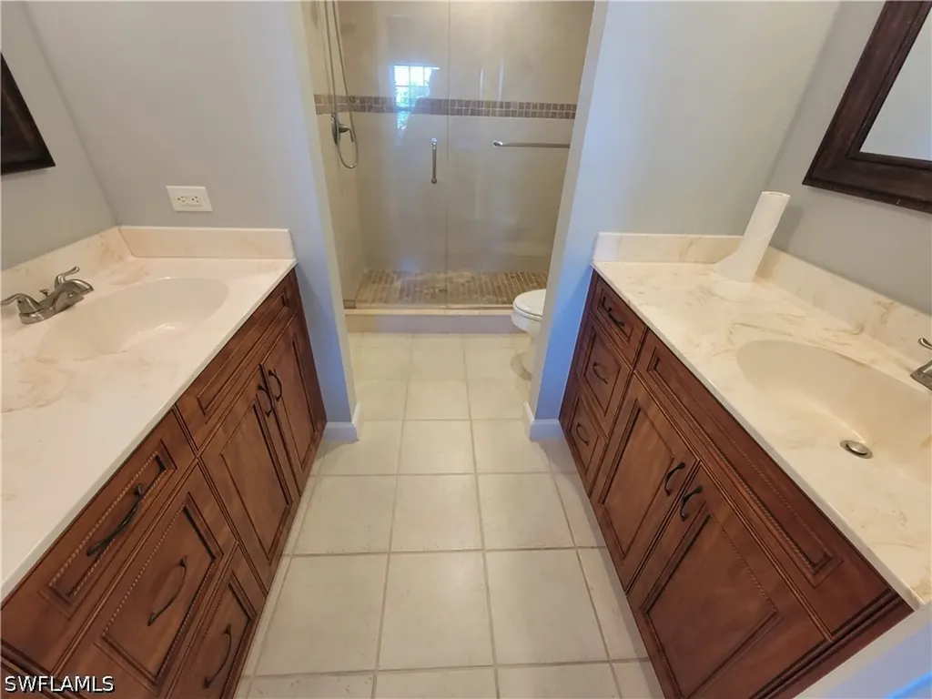 3037 Driftwood Way Naples FL 34109