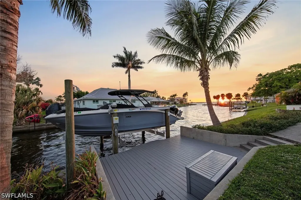 28 George Town Fort Myers FL 33919