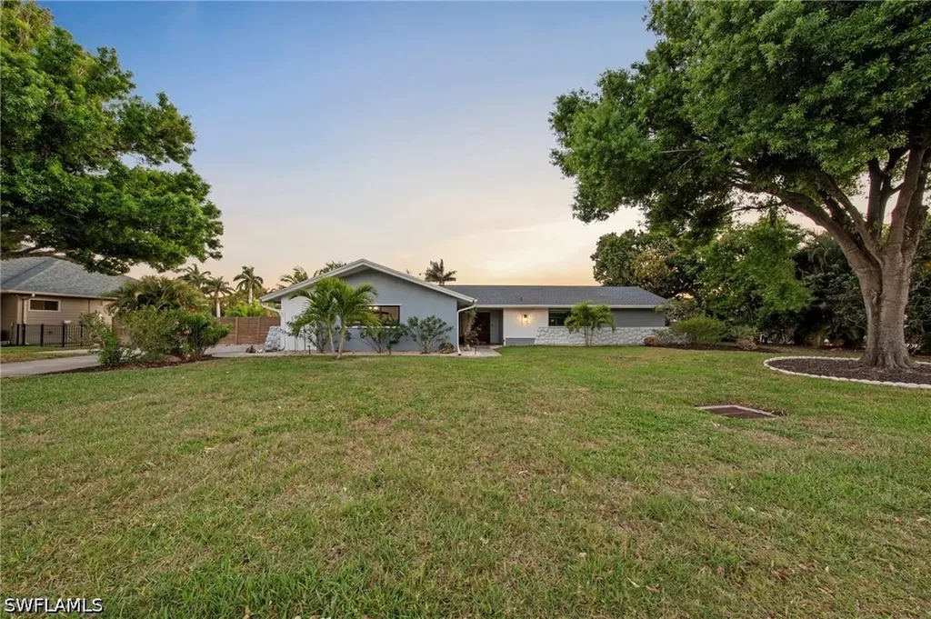 28 George Town Fort Myers FL 33919