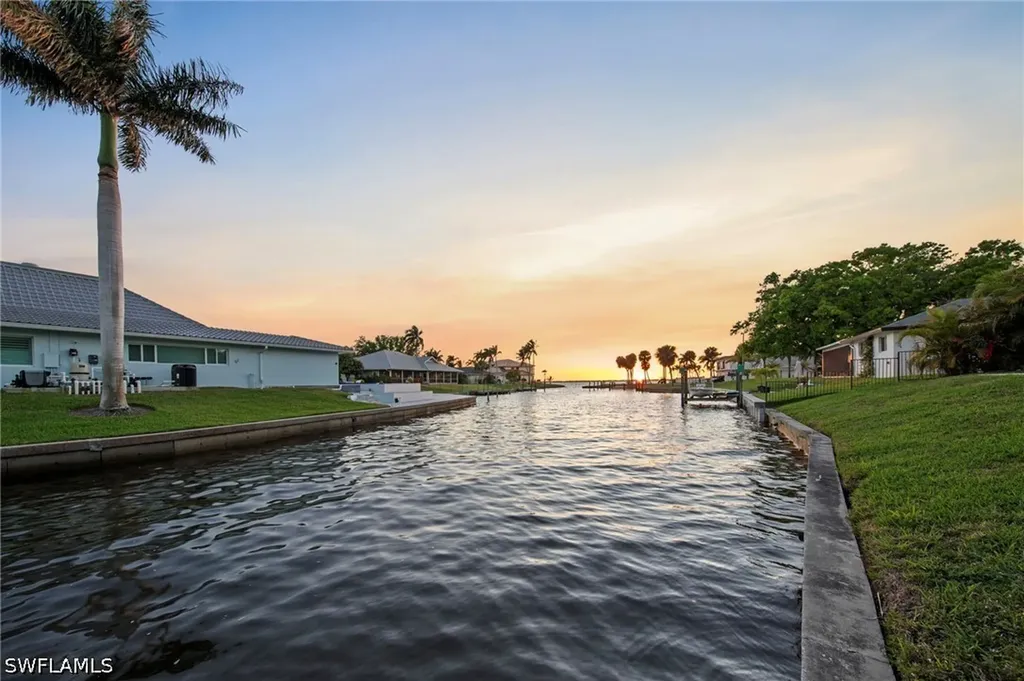 28 George Town Fort Myers FL 33919