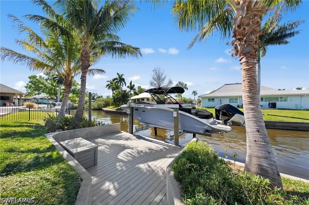 28 George Town Fort Myers FL 33919