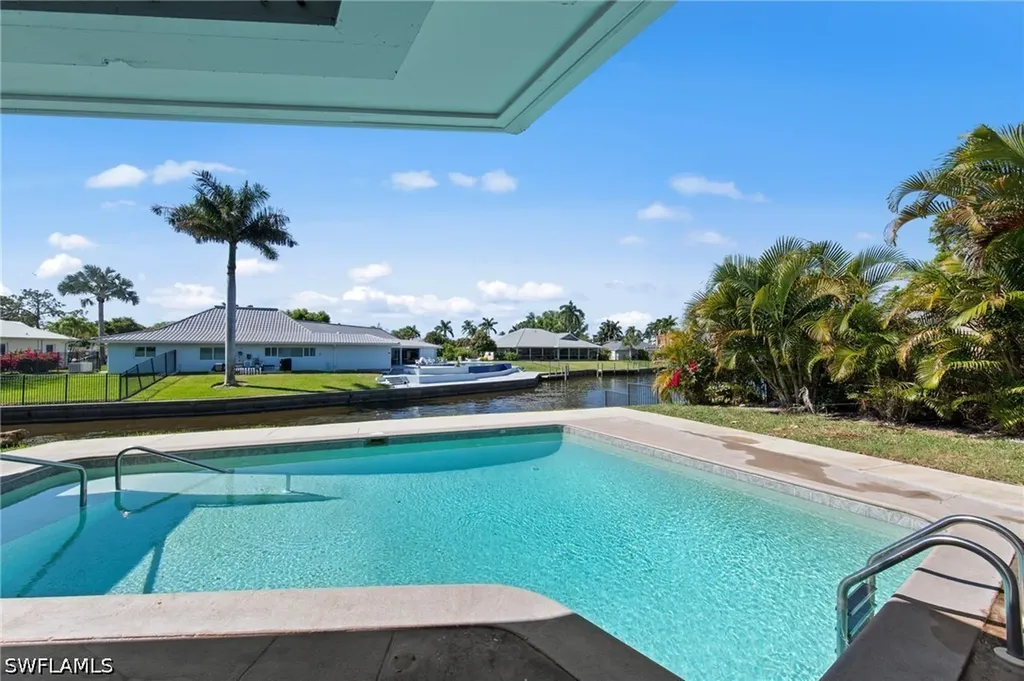 28 George Town Fort Myers FL 33919