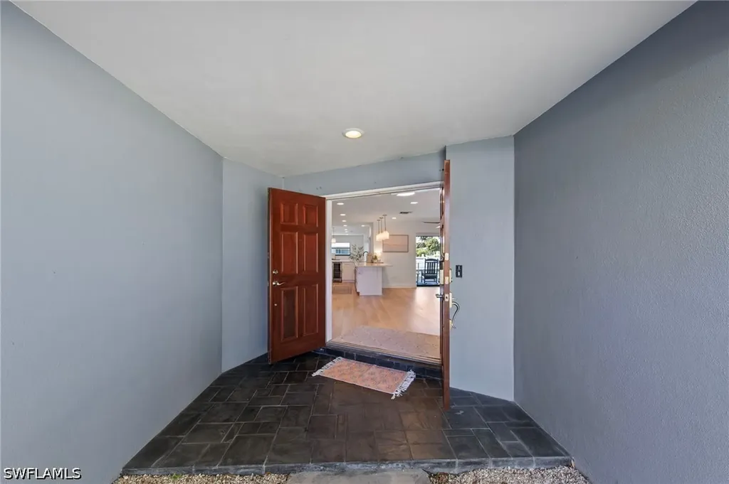 28 George Town Fort Myers FL 33919
