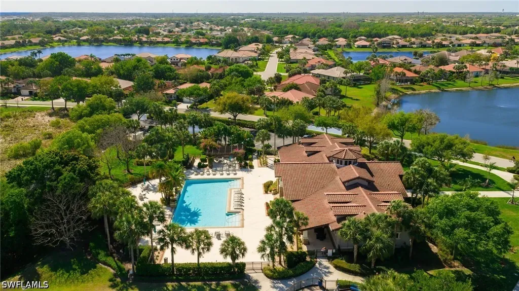 10085 Avalon Lake Circle Fort Myers FL 33913