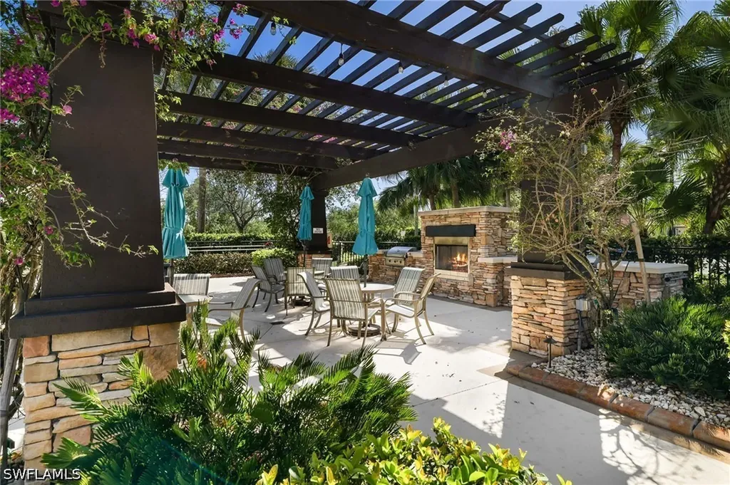 10085 Avalon Lake Circle Fort Myers FL 33913