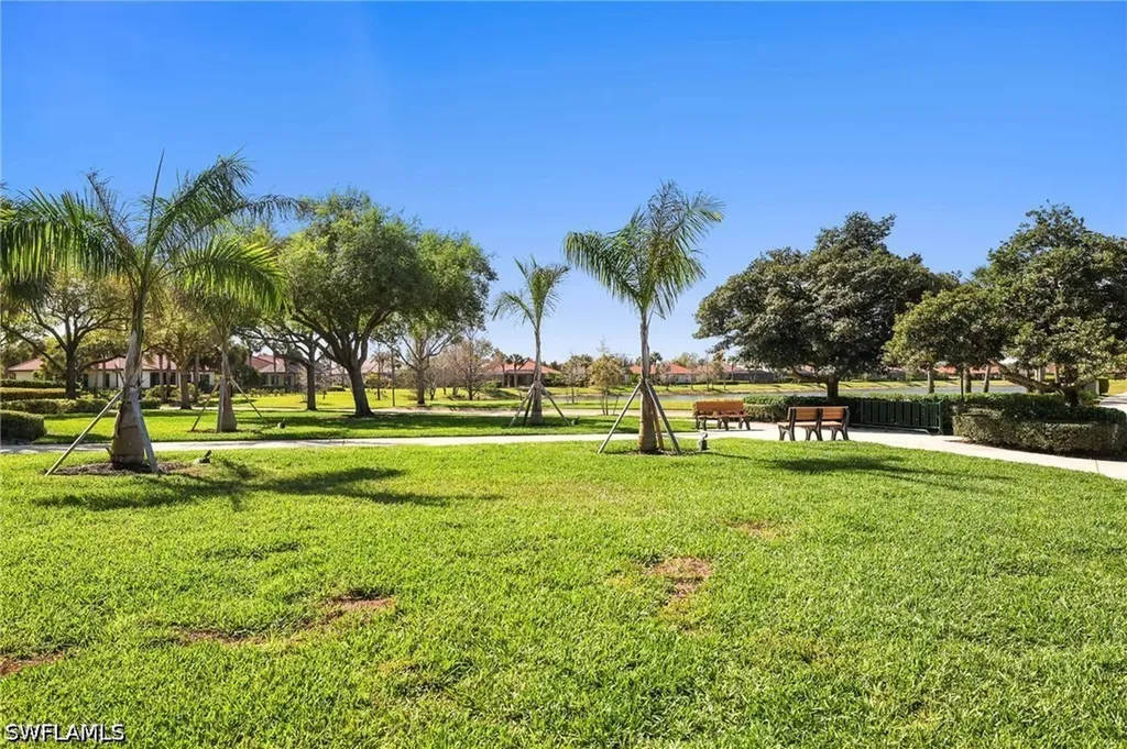 10085 Avalon Lake Circle Fort Myers FL 33913