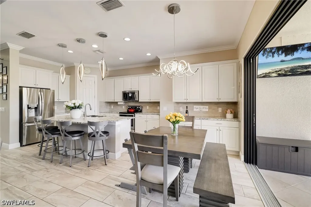 10085 Avalon Lake Circle Fort Myers FL 33913